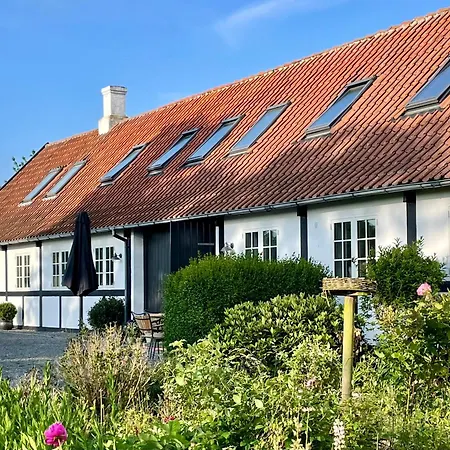 Sjaelegard Countryside Apartment